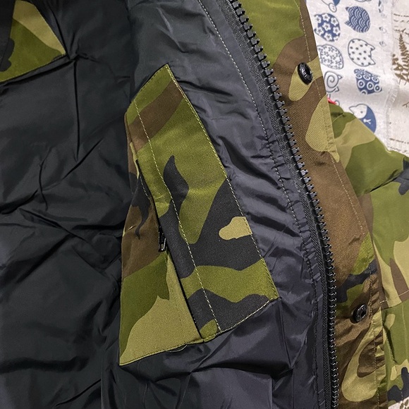 Canada Goose Fusion Fit Military Green Camouflage Down Jacket - Picture 7 of 11